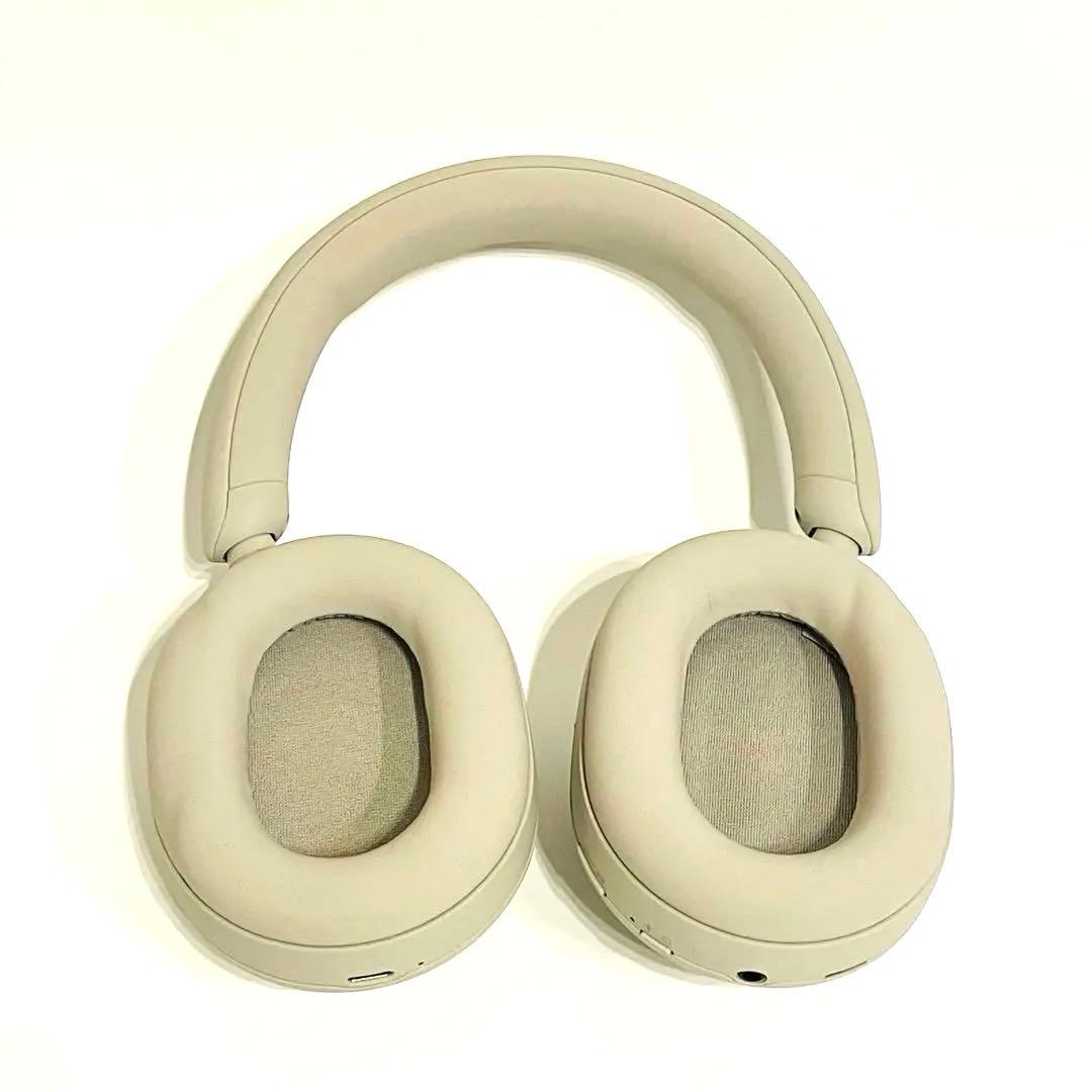 美品！SONY WH-1000XM5 プラチナシルバー 付属品完備 ノイキャン