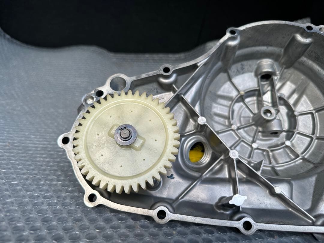 ヤマハ YZF-R25(RG43J)純正クラッチカバー