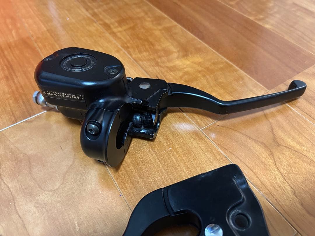 ハーレースポーツスター純正 マスターシリンダー ブレーキクラッチレバー一式