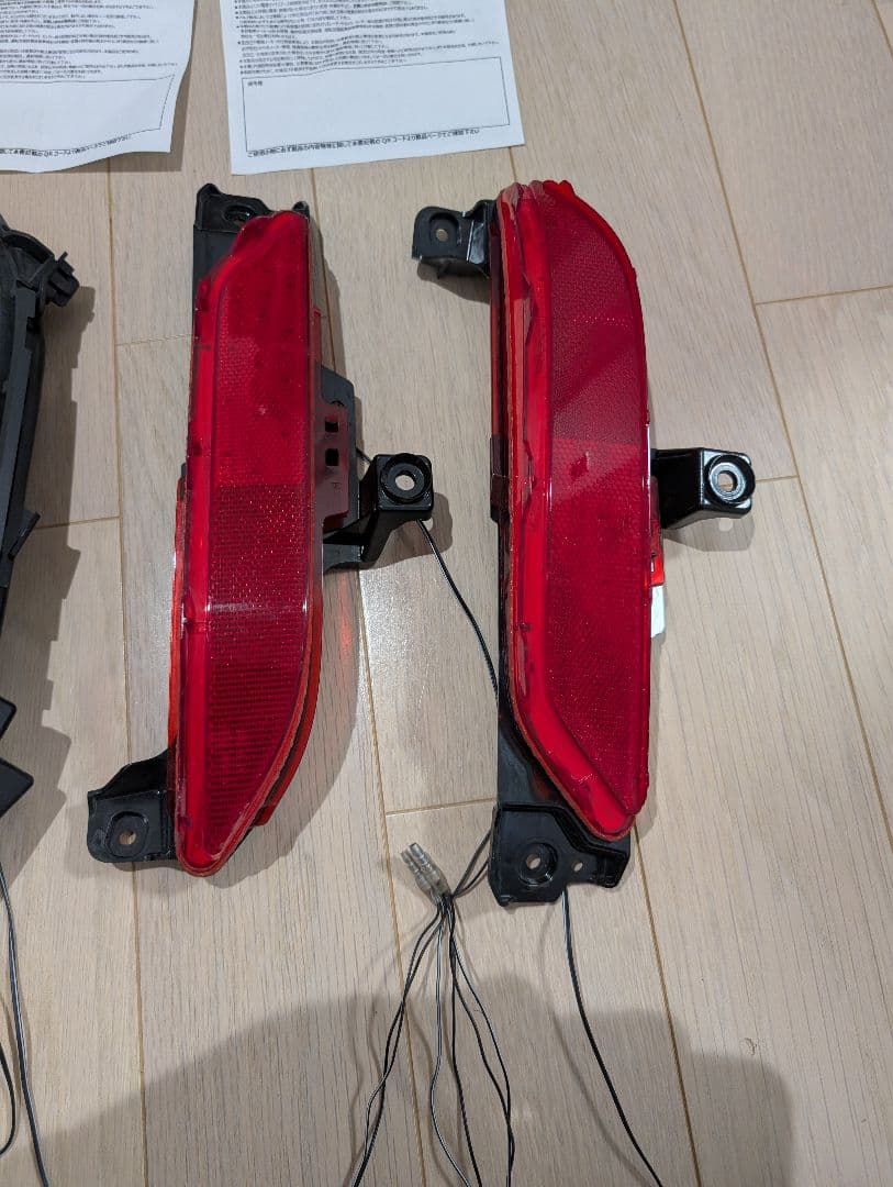 レクサスNX専用 リザード ダクトイルミ、リフレクターレンズ2点セット