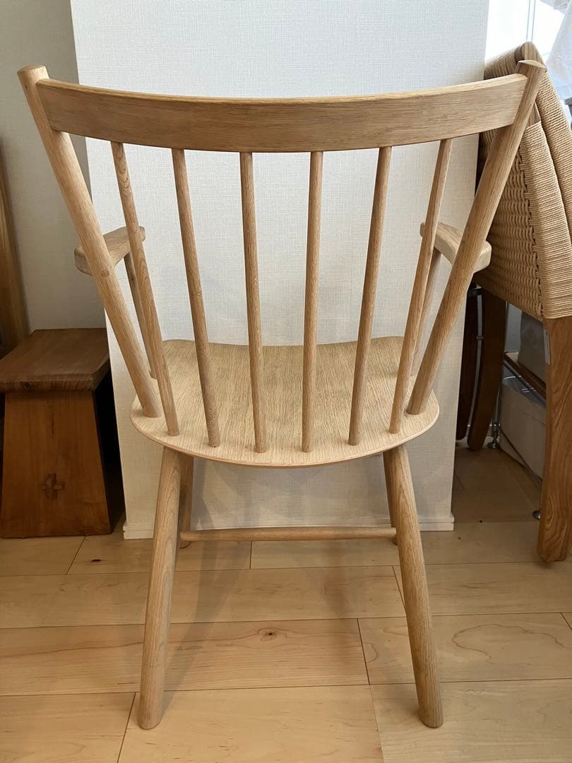 ダイニングチェア HAY J42