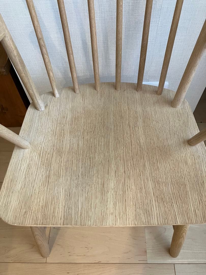 ダイニングチェア HAY J42