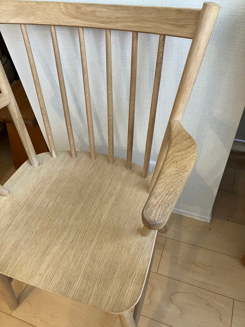 ダイニングチェア HAY J42