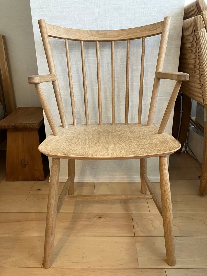 ダイニングチェア HAY J42