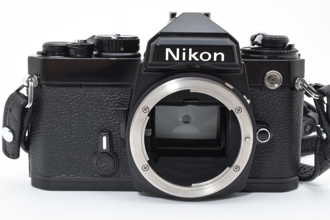 超美品　NIKON FE ブラック フィルムカメラ モルト新品交換済 H124