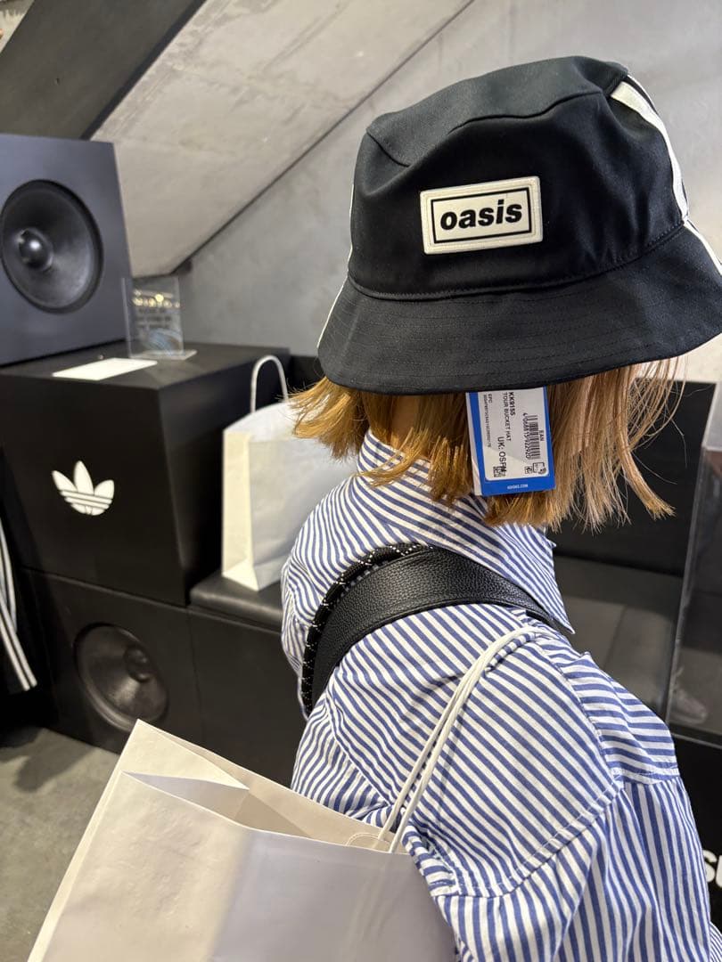 <日本未発売>oasis アディダス バケハブラック2025限定モデル