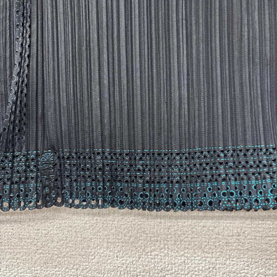 PLEATS PLEASE ISSEYMIYAKEプリーツプリーズトップス