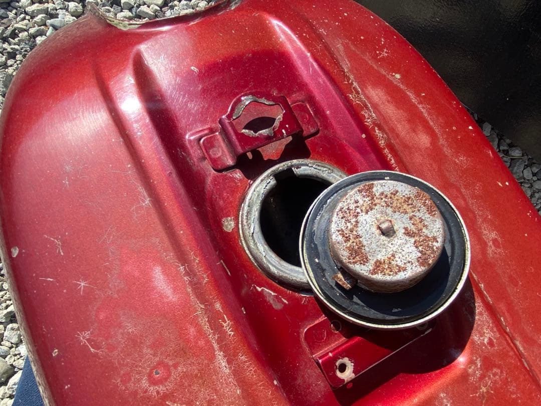 CB400Fタンク : ホンダ純正 408