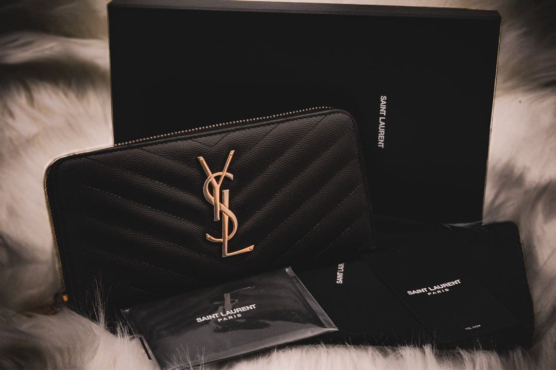 SAINT LAURENT ラウンドファスナー　カサンドラ　付属品有