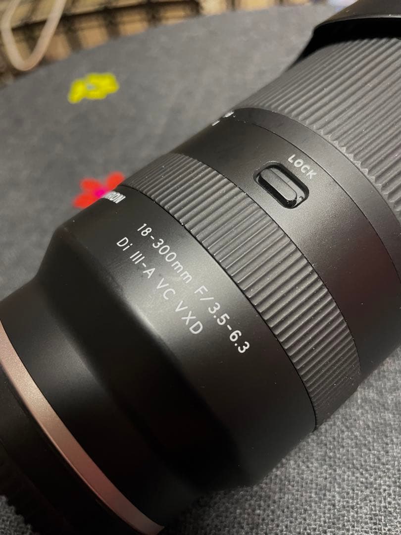 TAMRON 18-300mm f/3.5-6 SONY Eマウントレンズ