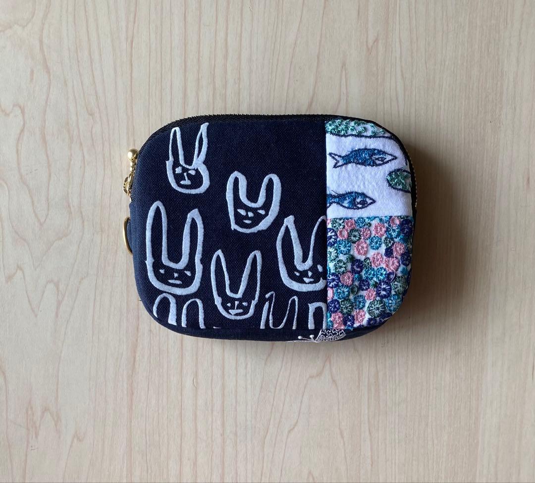 薄型ラウンドポーチ(Dカン付き)