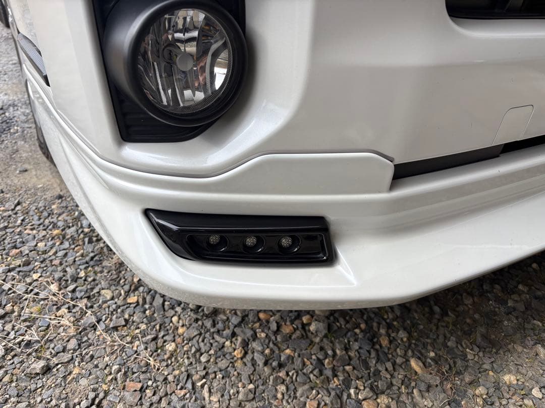 200 ハイエース　6型　モデリスタ　フロント　リップ　スポイラー　エアロ