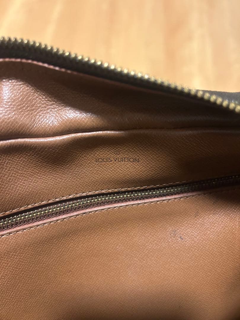 Louis Vuitton モノグラム ナイル