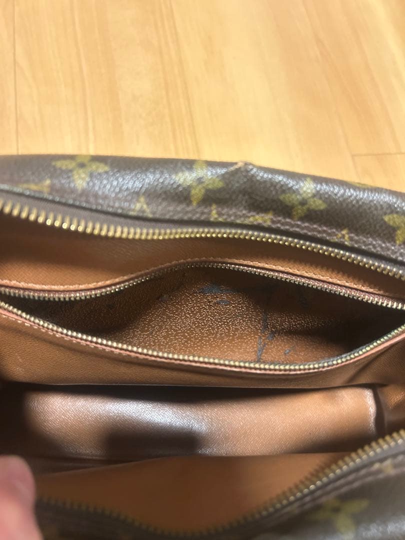 Louis Vuitton モノグラム ナイル