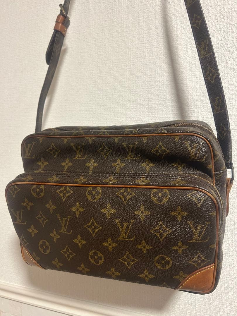 Louis Vuitton モノグラム ナイル