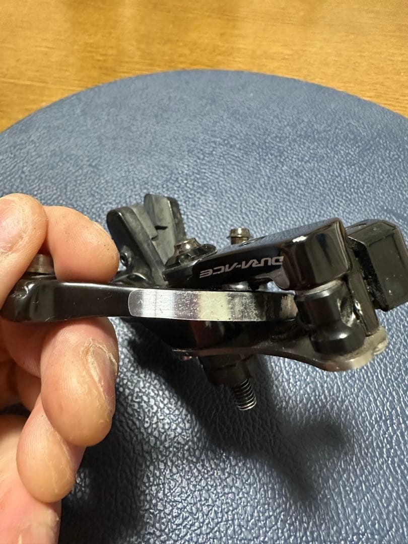 r9100 DURA-ACE ダイレクトマウント　bb下