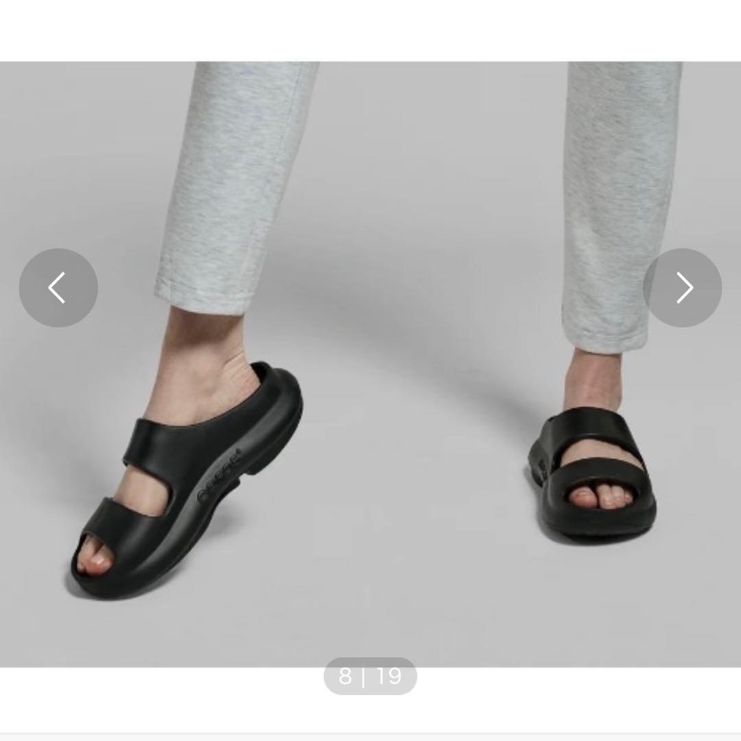 ウーフォス ウーヤー リカバリーサンダル