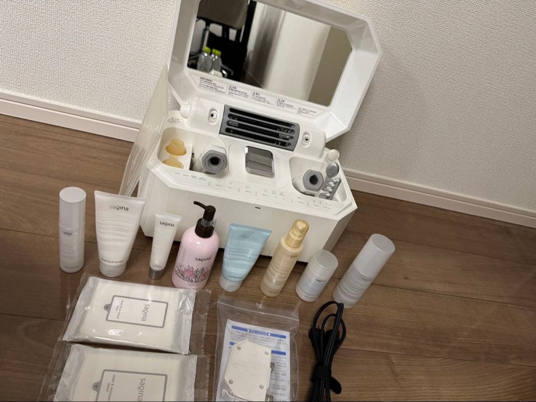 美品♪ サキナ サキナルルシェ 化粧品付き　大幅値下げ！！