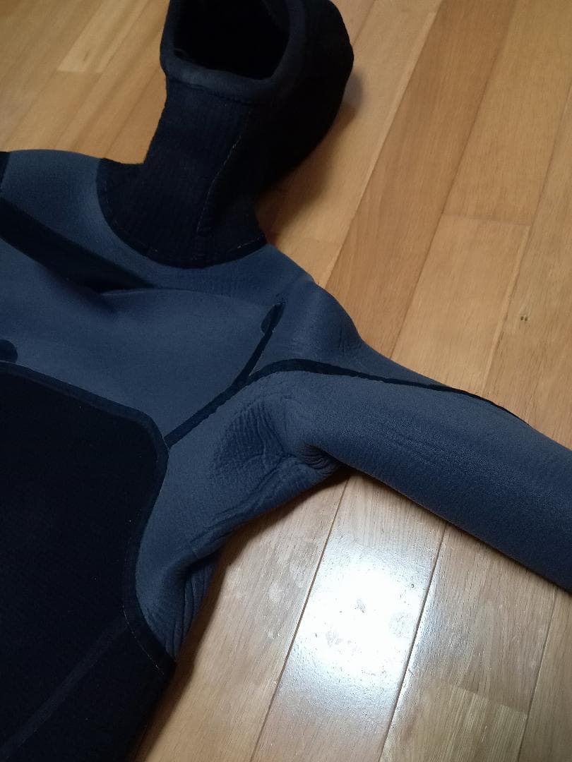 パタゴニア patagonia フルスーツ　フロントジップフード付き