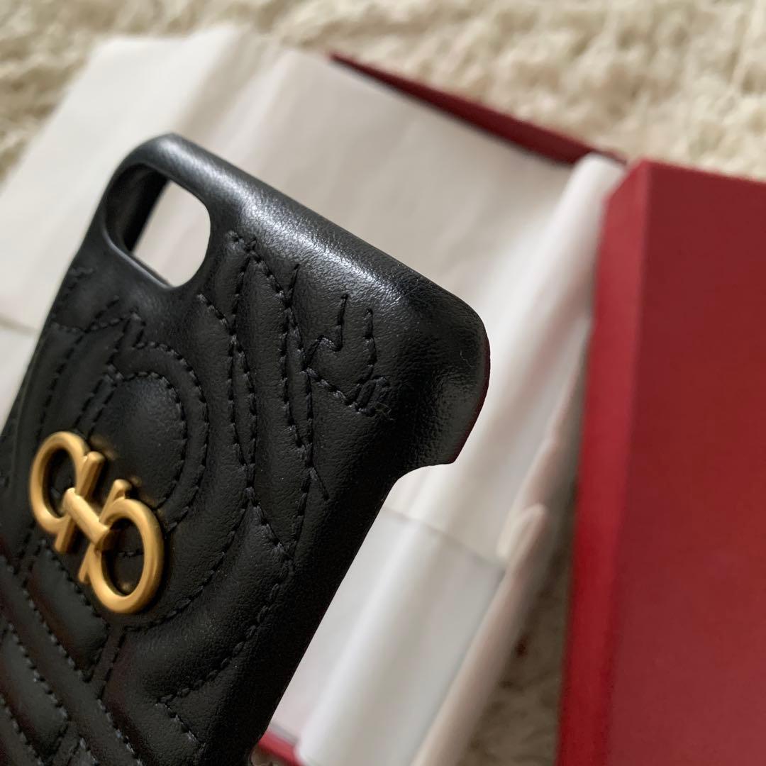 【極美品】Ferragamo iPhone SE /7/8 レザー ケース 本革