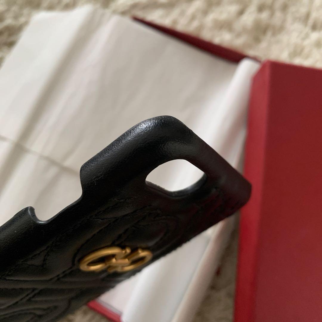 【極美品】Ferragamo iPhone SE /7/8 レザー ケース 本革
