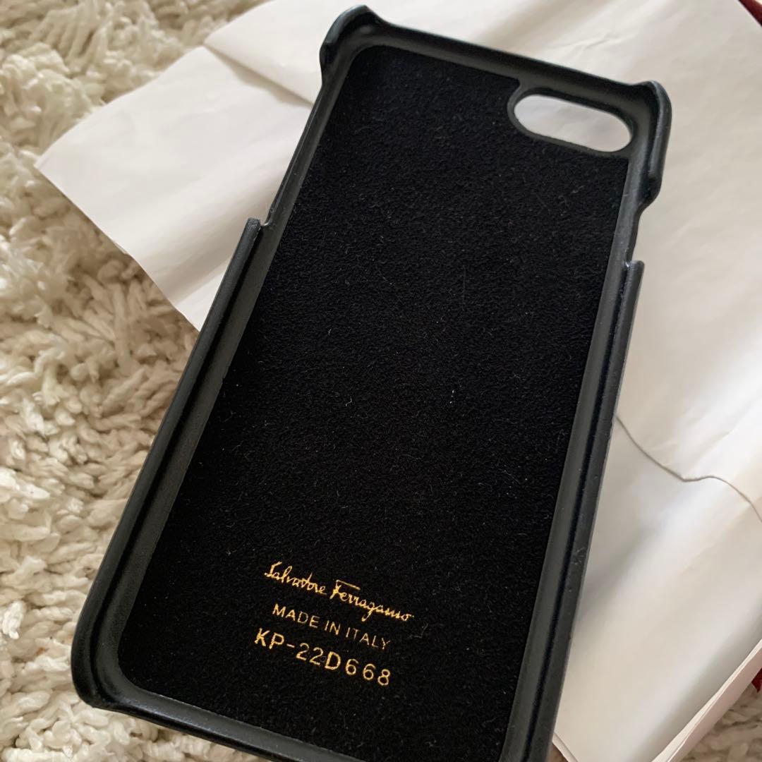 【極美品】Ferragamo iPhone SE /7/8 レザー ケース 本革