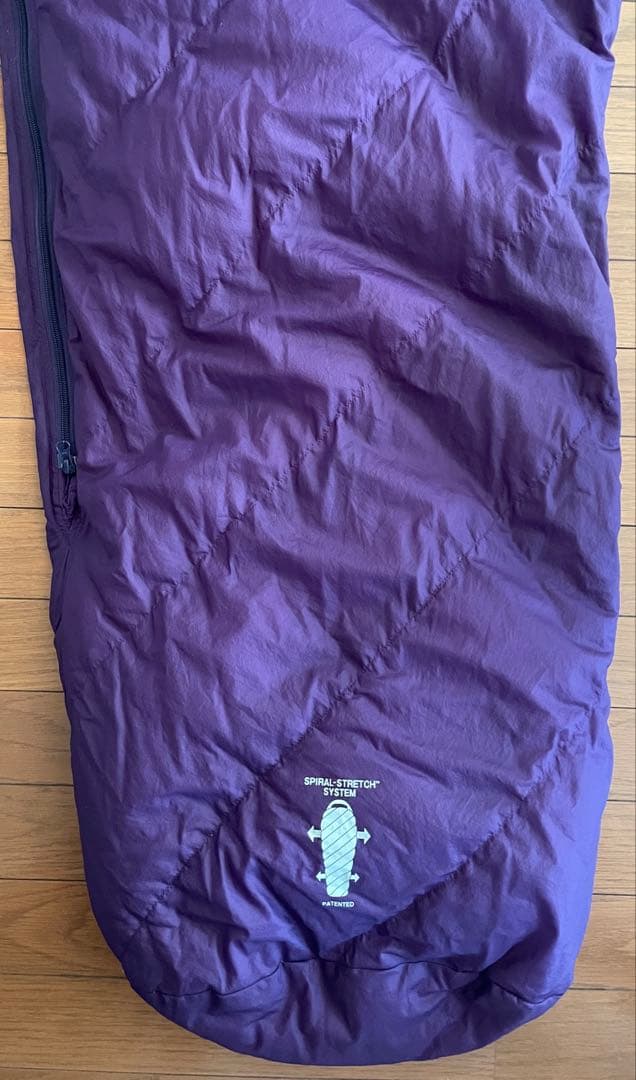モンベル　超軽量　ダウンシュラフ　ULスパイラルダウンハガー#7