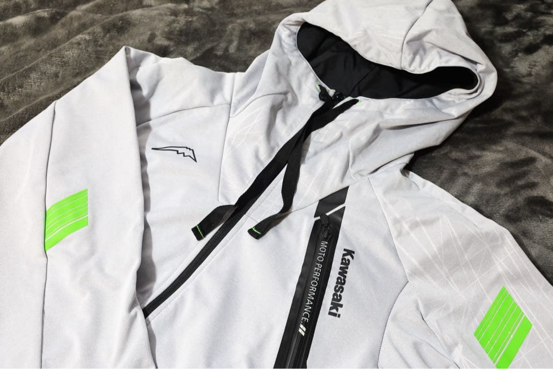 ペ*リ様 カワサキ クシタニ ミッドパーカー LL