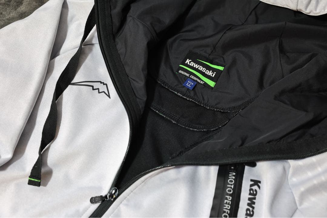 ペ*リ様 カワサキ クシタニ ミッドパーカー LL