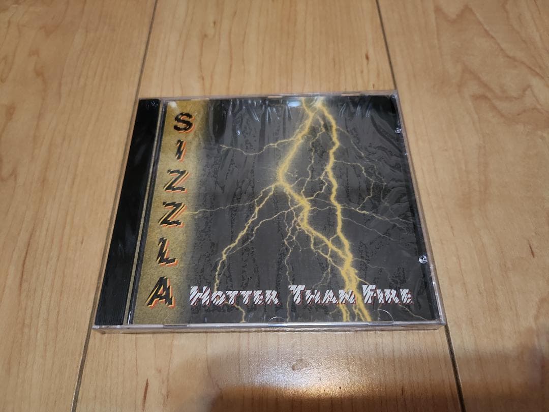 新品未開封 輸入盤 Sizzla Hotter Than Fire