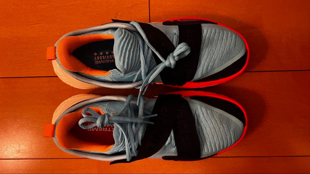 今週のみ6000円 アンダーアーマー フローフューチャーX4