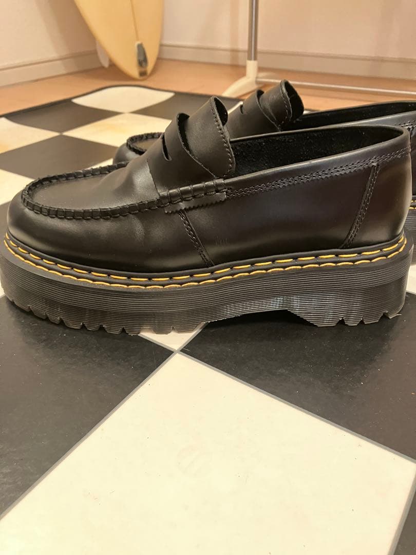 Dr. Martens 厚底ローファー ブラック