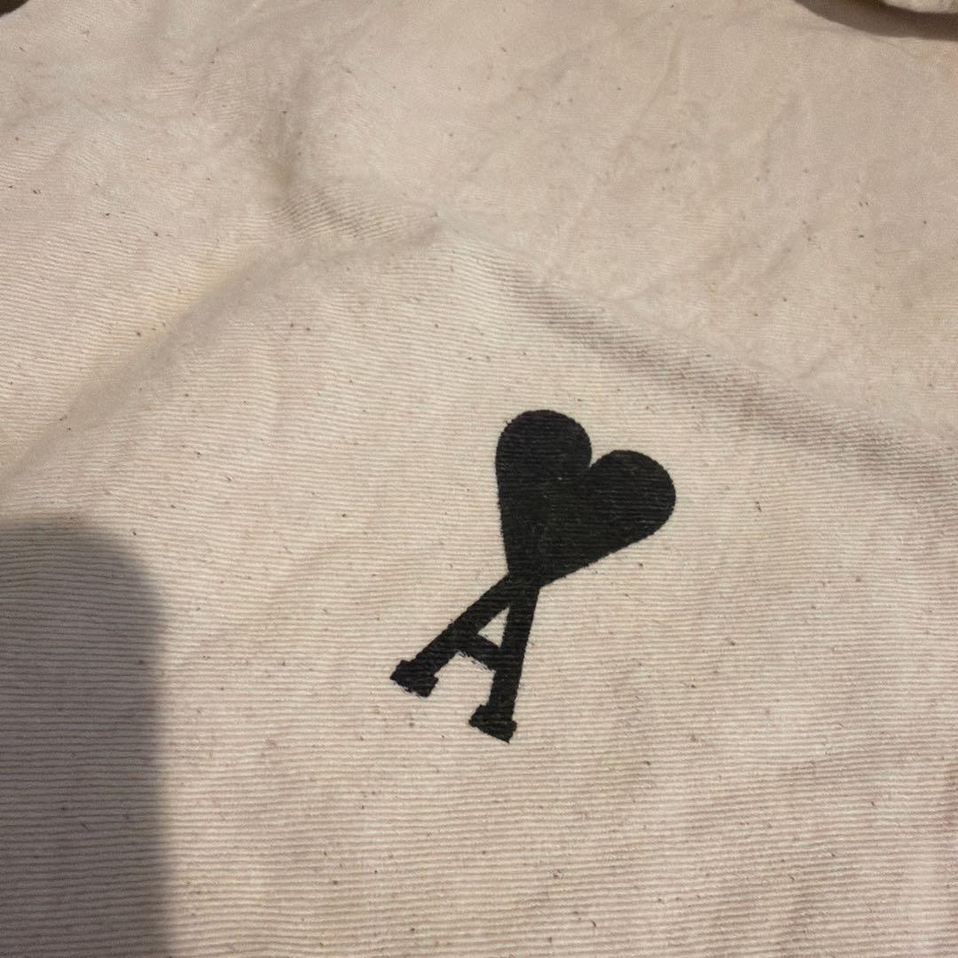 AMI PARIS マフラー　新品未使用品　グレー　ユニセックス　レディース