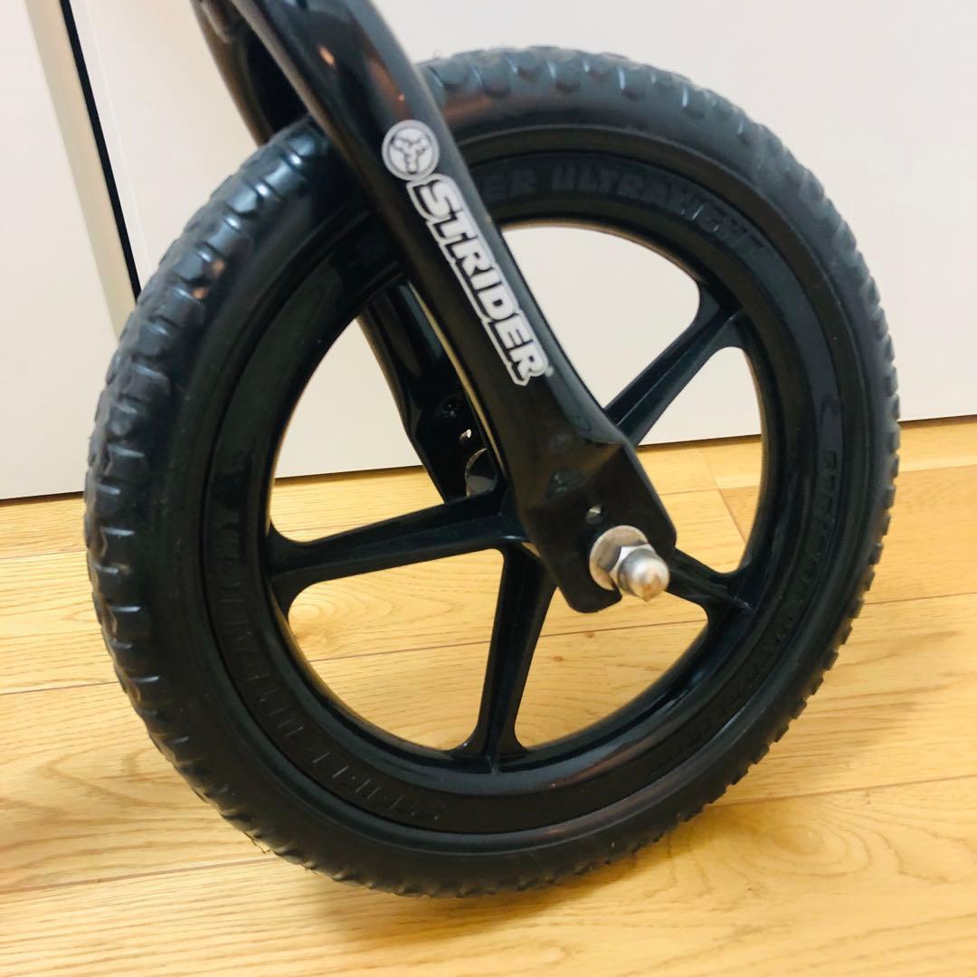 【送料無料】【美品】ストライダー 12インチ classic　クラシック　レッド