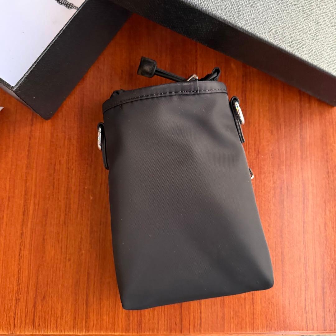 美品 サフィアーノ ナイロン フォンケース ショルダー バッグ