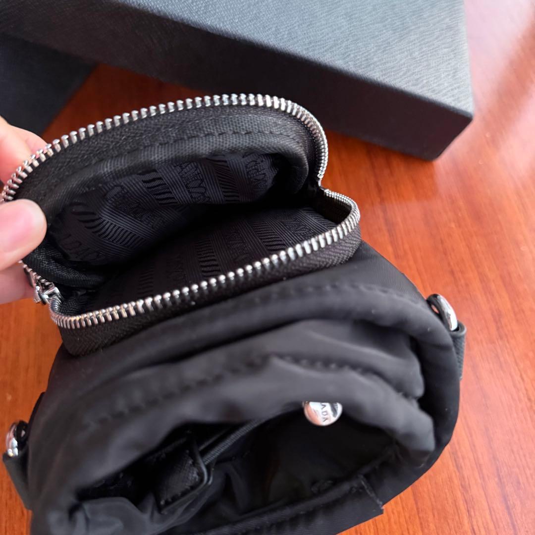 美品 サフィアーノ ナイロン フォンケース ショルダー バッグ