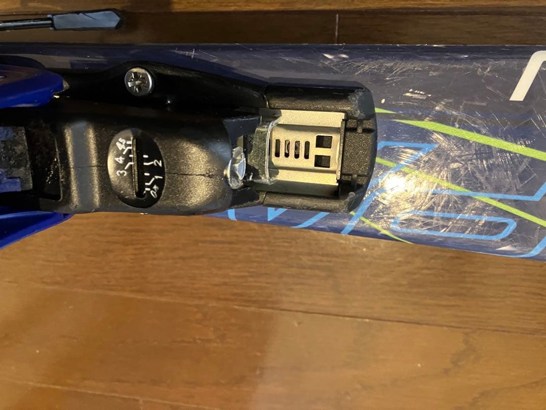 子供用スキー3点セット　スキー板100 スキーブーツ21-22 スキーセット