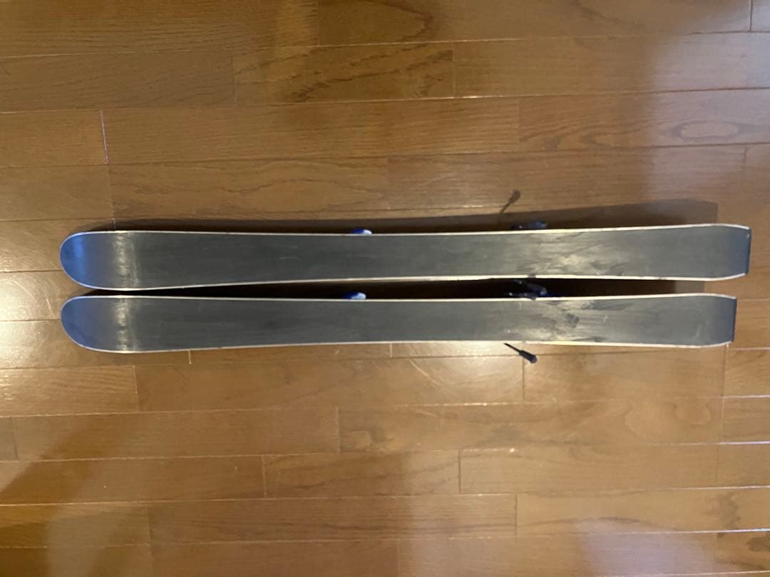 子供用スキー3点セット　スキー板100 スキーブーツ21-22 スキーセット