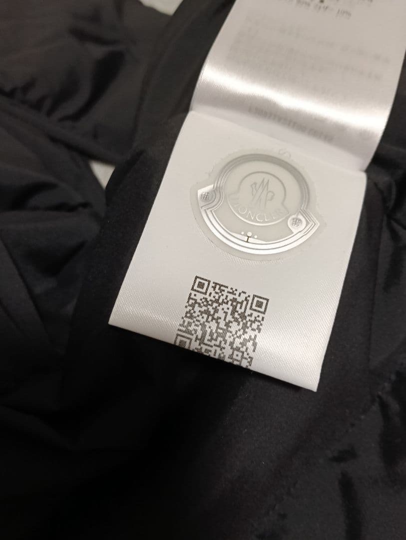 MONCLER ダウンベストTOLONNE （2）M　美品