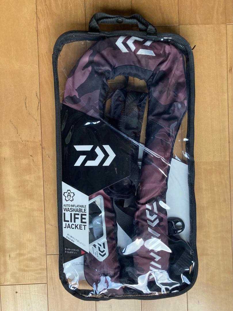 ダイワDF-2021自動膨張式ライフジャケット 桜マーク有りタイプA