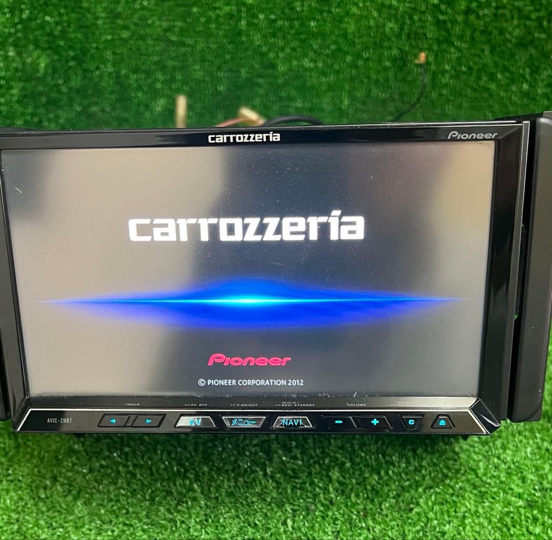 カロッツェリア AVIC-ZH07 カーナビ 動作OK タッチ反応遅め 中古品