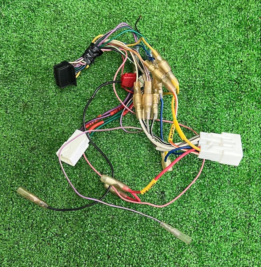 カロッツェリア AVIC-ZH07 カーナビ 動作OK タッチ反応遅め 中古品