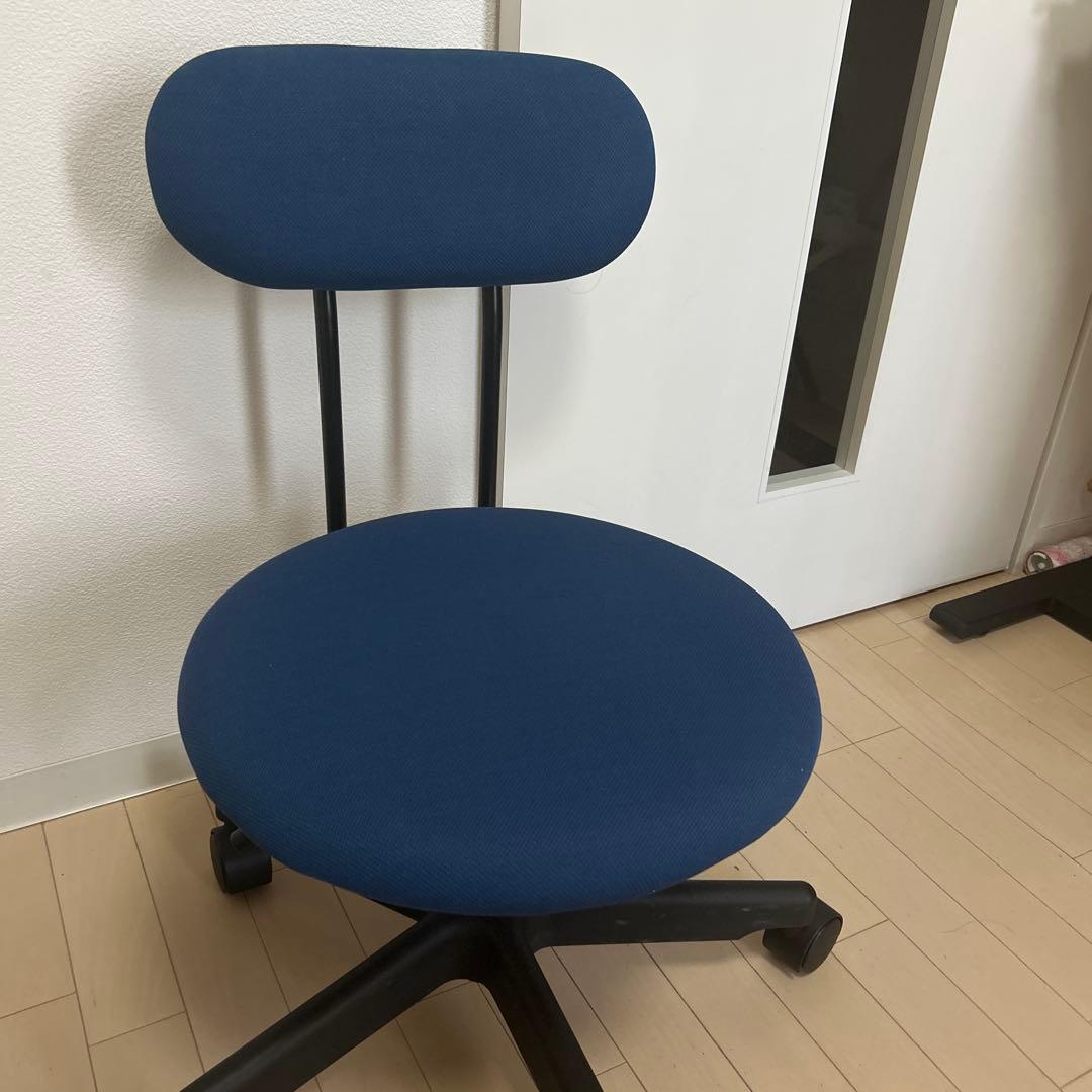 送料込　無印　ワーキングチェア　ガススプリング昇降式・ブルー