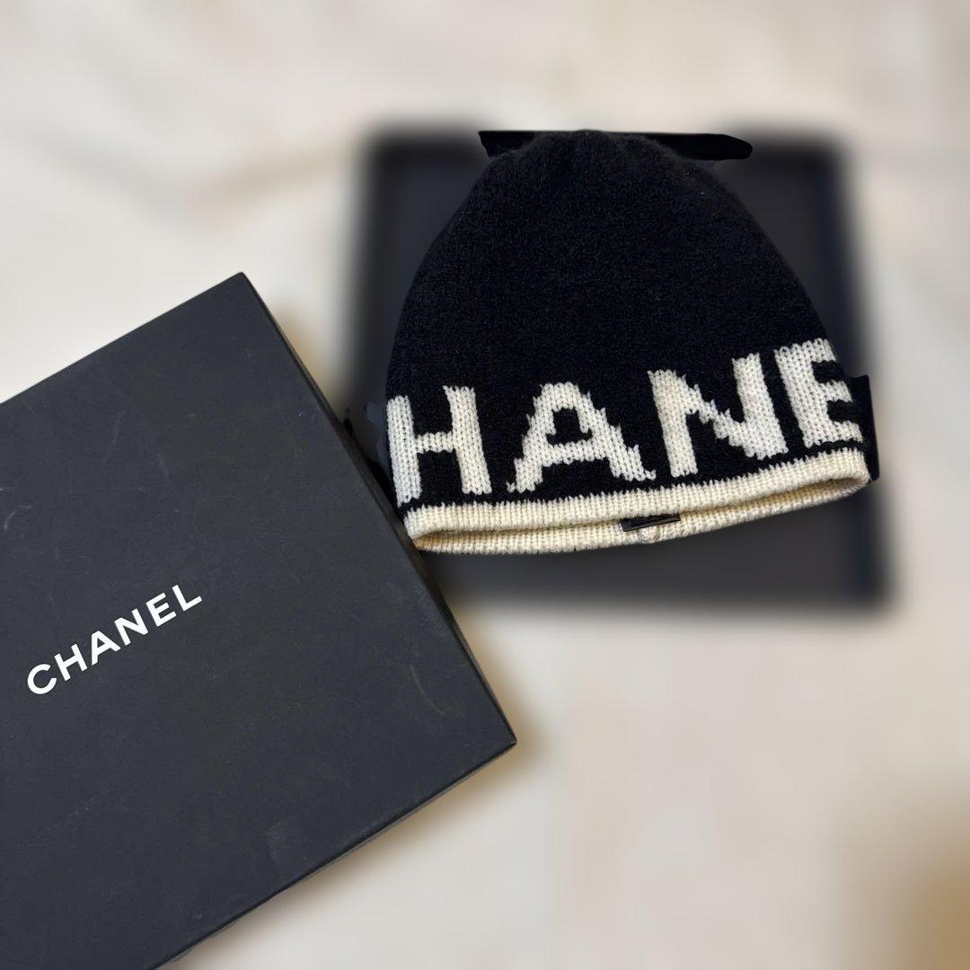 CHANEL シャネルニット帽 黒/白