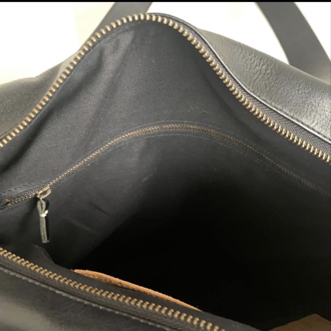 ユルク(yuruku) 本革　トートバッグ　黒　A4サイズ