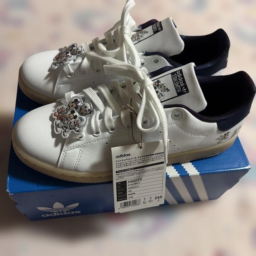 adidas Originals ミッキー＆フレンズコレクション スーパースター