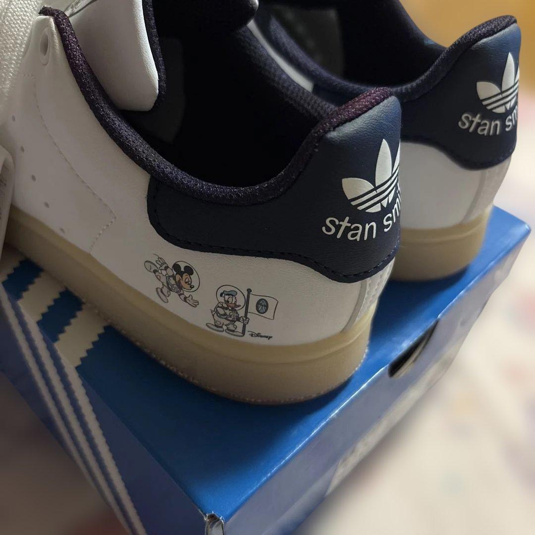 adidas Originals ミッキー＆フレンズコレクション スーパースター