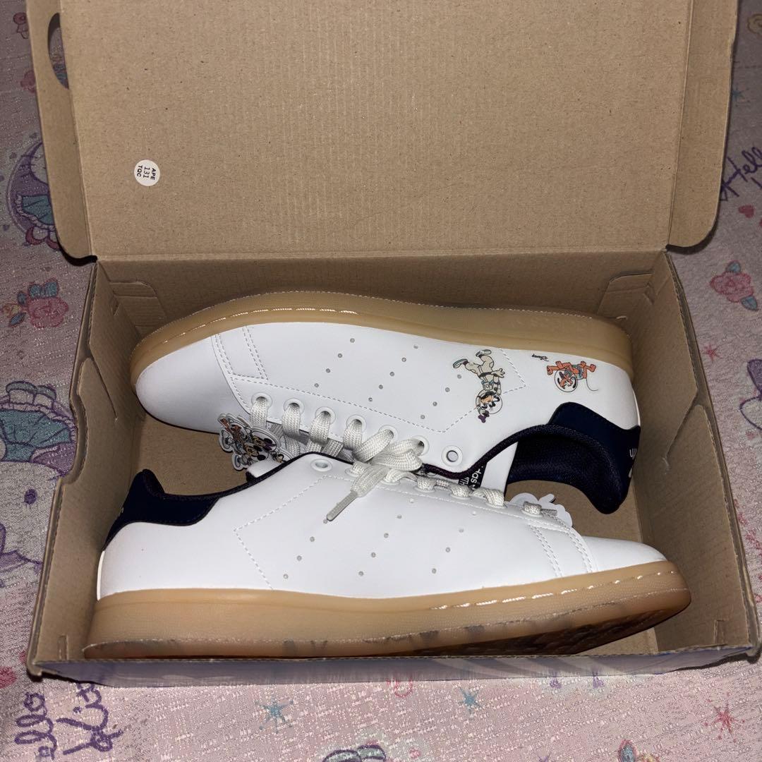 adidas Originals ミッキー＆フレンズコレクション スーパースター