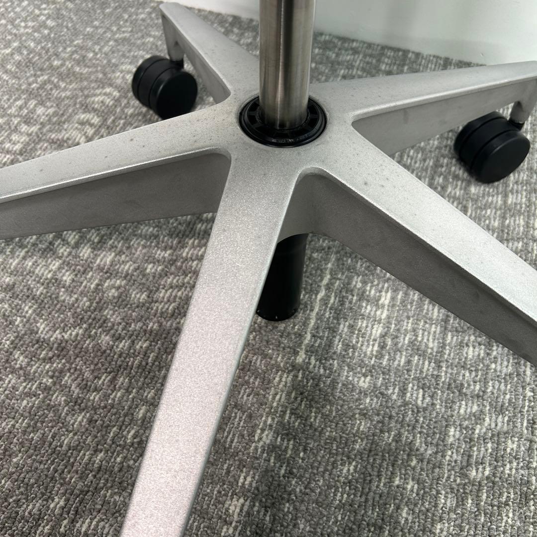 Herman millerハーマンミラーSetu（セトゥ）チェア: