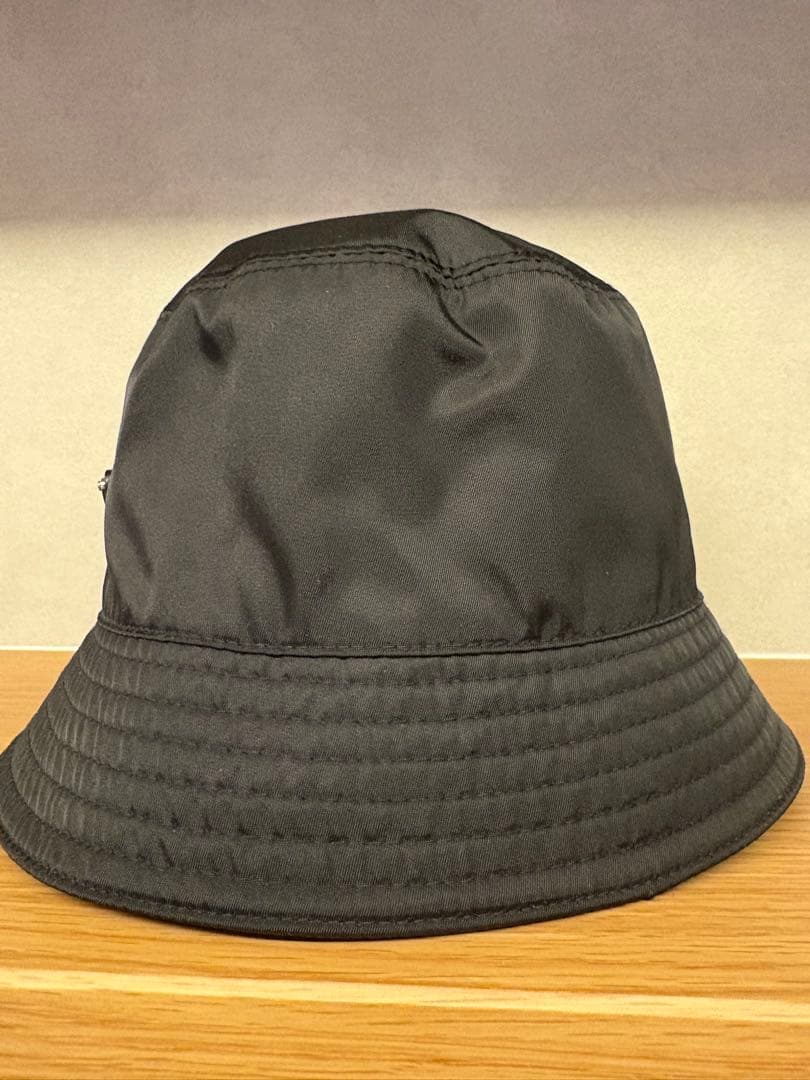 PRADA ブラック バケットハット Sサイズ